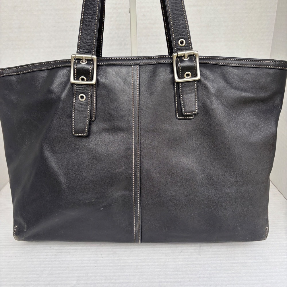 Coach Hampton Black Leather Tote Bag Buckle Straps 5246 Womens - Picture 3 of 14